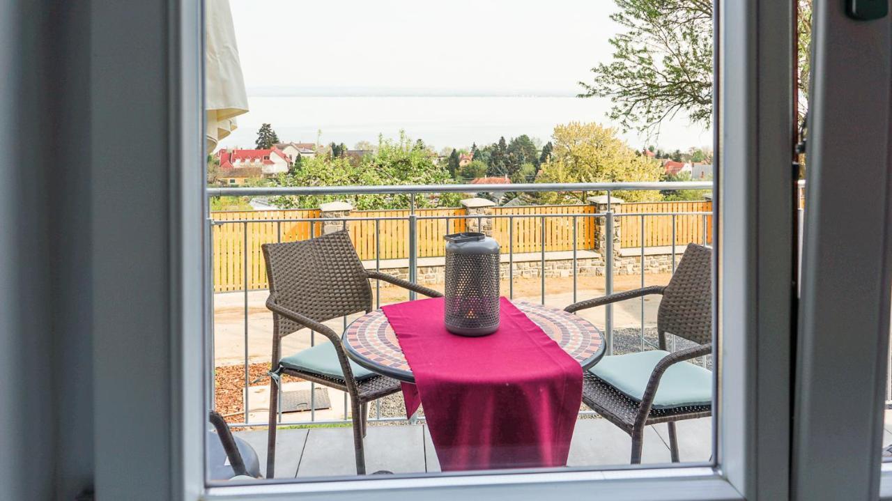 Riza villa Badacsonytomaj Exteriör bild