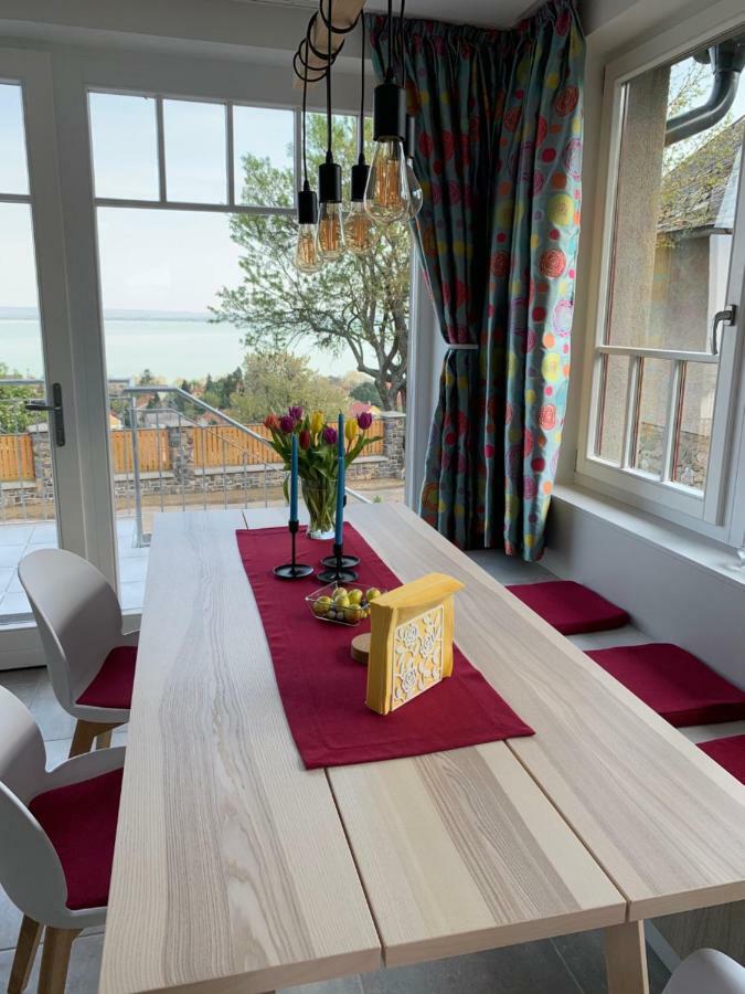 Riza villa Badacsonytomaj Exteriör bild