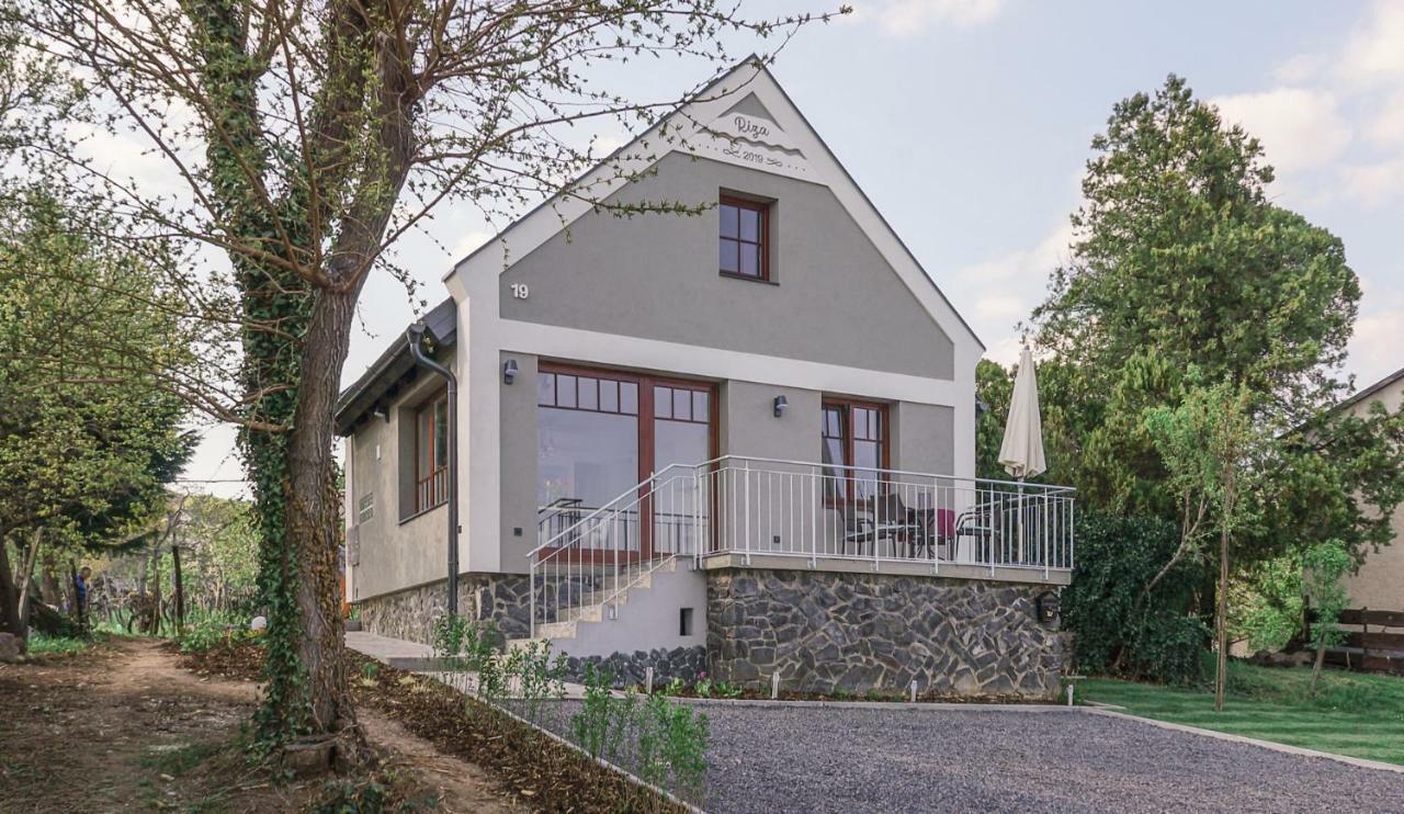 Riza villa Badacsonytomaj Exteriör bild