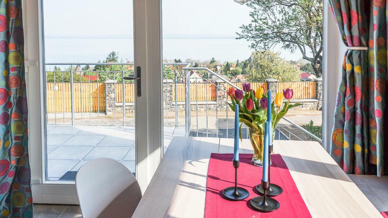 Riza villa Badacsonytomaj Exteriör bild